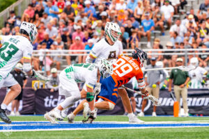 Mike Sisselberger faceoff