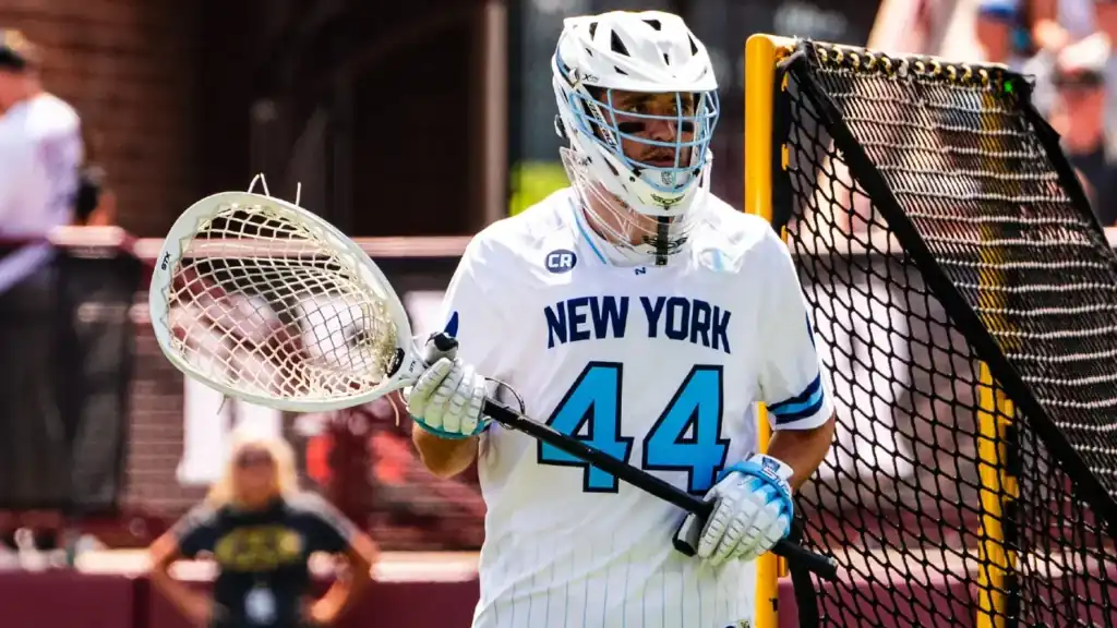 New York Atlas goalie Liam Entenmann