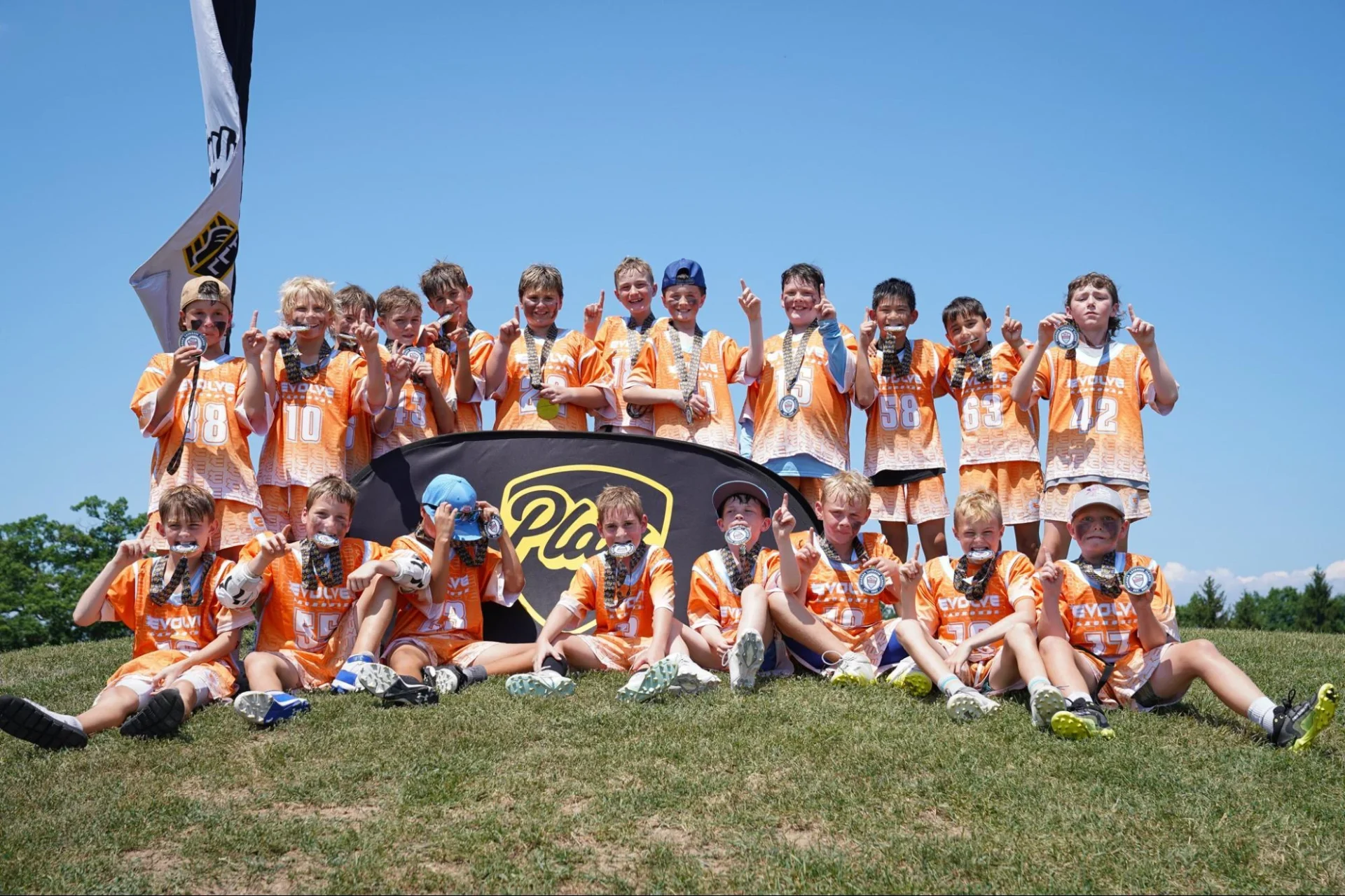 Boys 2033-2034 (10v10): Evolve Canada 15